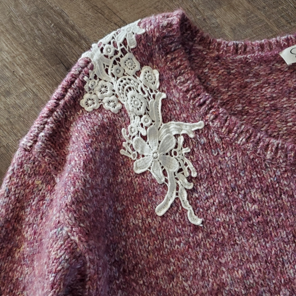 Jessica Simpson Sweater Lace Embellishments - Picture 4 of 6